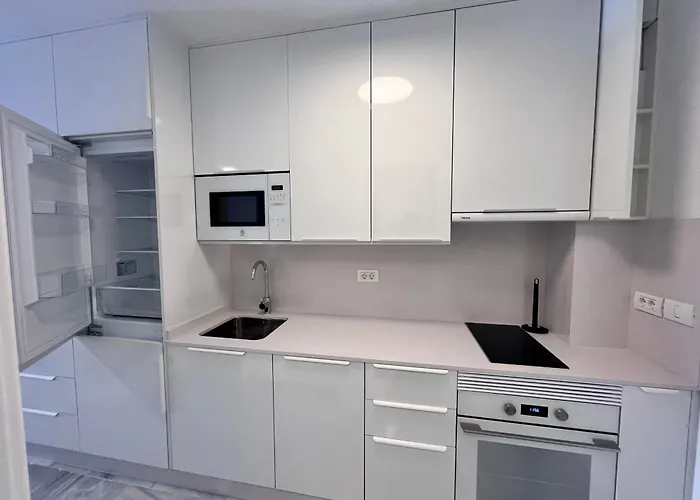 דירה Seafront New Modern